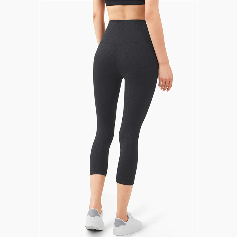 Leggings corti leopardati
